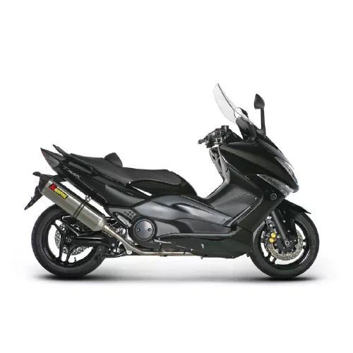 Yamaha T-Max 530 με τοποθετημένη ολόσωμη εξάτμιση.