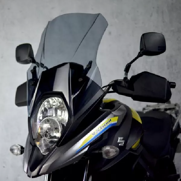 zelatina-anemothorakas-suzuki-dl-650-v-strom-2017-2025-touring-windscreen.jpg ζελατίνα v strom 650 τοποθετημένη στη μηχανή