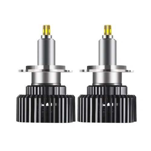 Λάμπες LED H7 360 σε κοντινή λήψη