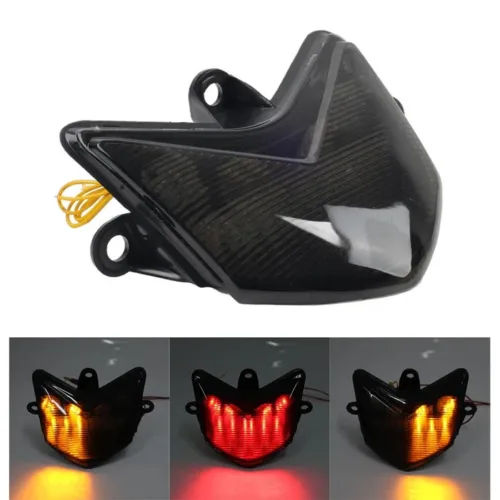 Φανάρι πίσω με ενσωματωμένα φλας Kawasaki Ninja ZX-10R 2004 2005 αναμμένο φλας